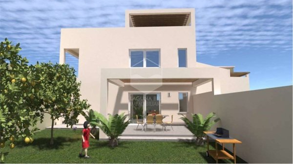 casa indipendente in vendita a Marsala