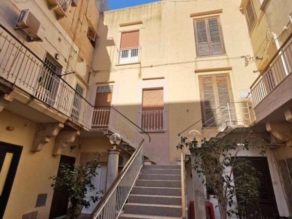 casa indipendente in vendita a Marsala in zona Centro Storico