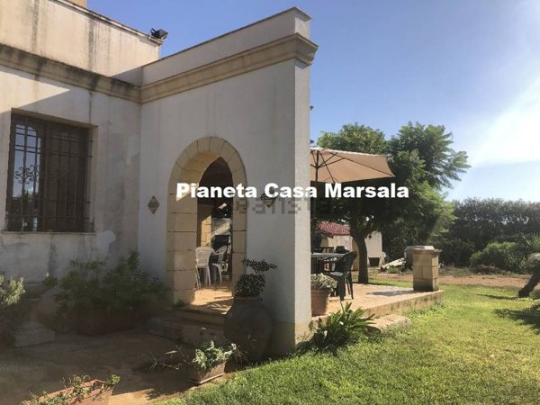 casa indipendente in vendita a Marsala