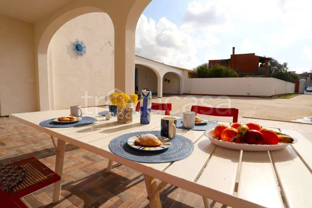 casa indipendente in vendita a Marsala in zona Santa Venera