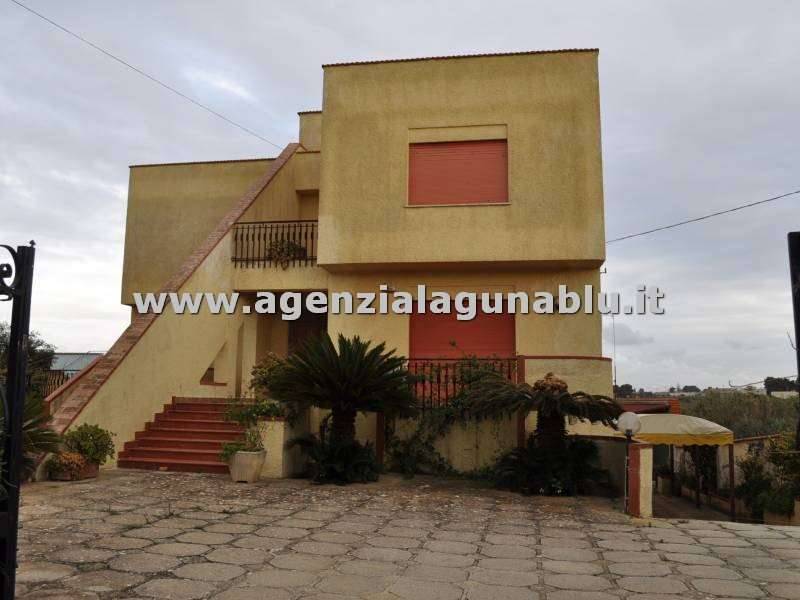 casa indipendente in vendita a Marsala