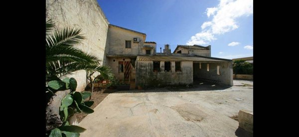 casa indipendente in vendita a Marsala