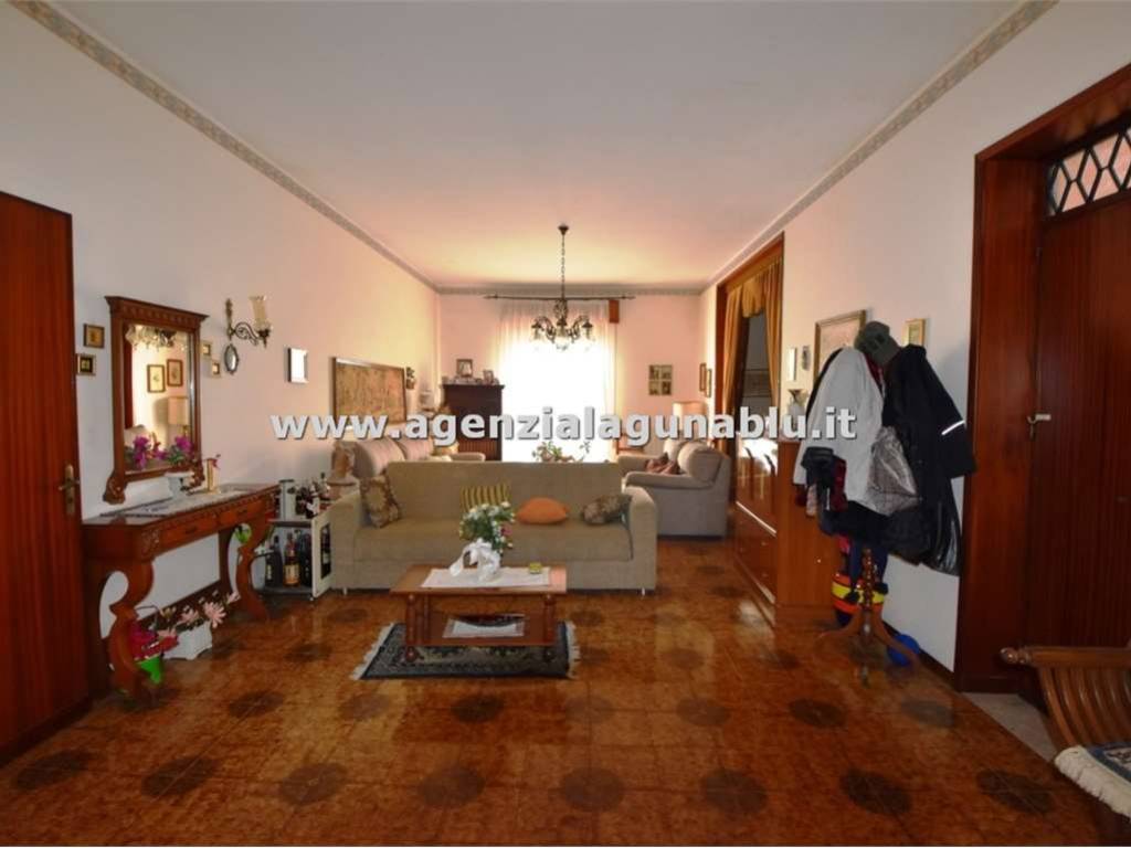 casa indipendente in vendita a Marsala