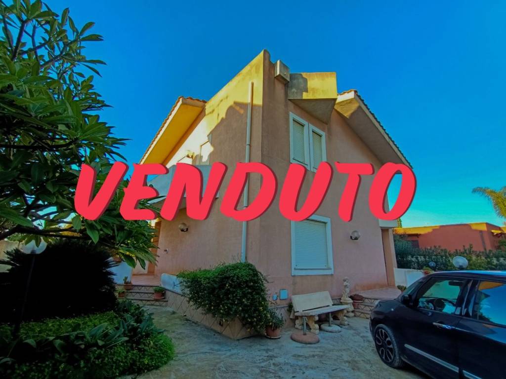 casa indipendente in vendita a Marsala