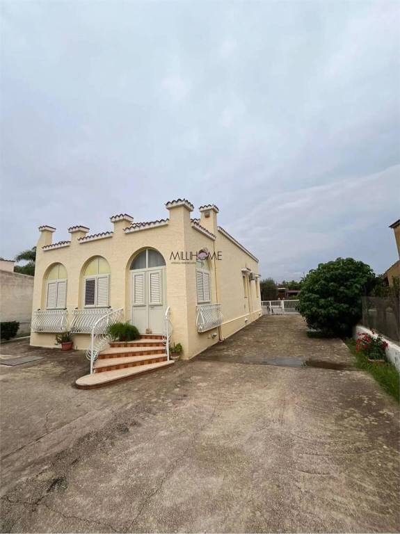 casa indipendente in vendita a Marsala