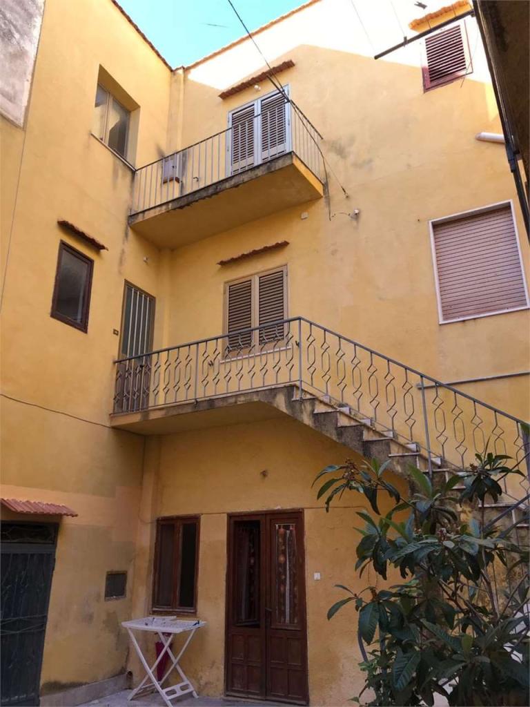 casa indipendente in vendita a Marsala in zona Centro Storico