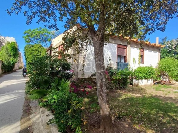 casa indipendente in vendita a Marsala