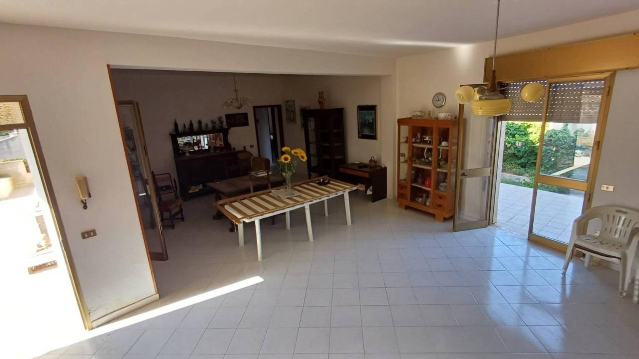 casa indipendente in vendita a Marsala
