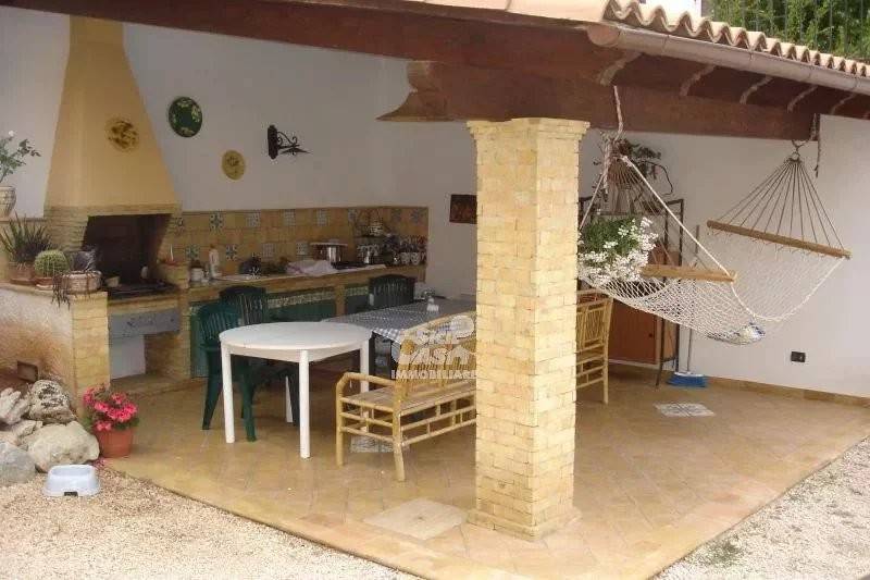 casa indipendente in vendita a Marsala