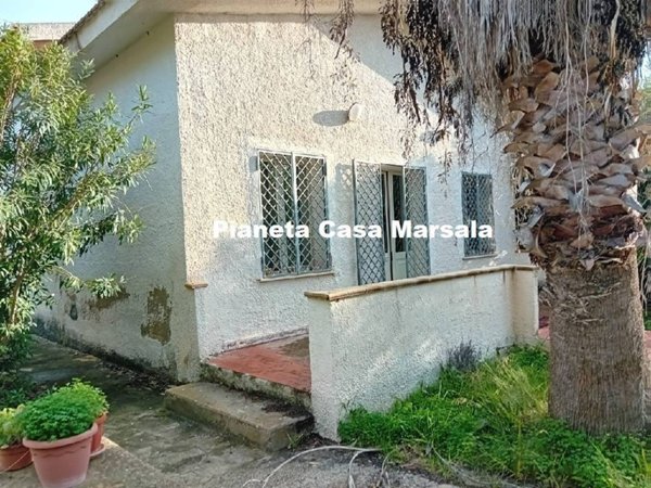 casa indipendente in vendita a Marsala
