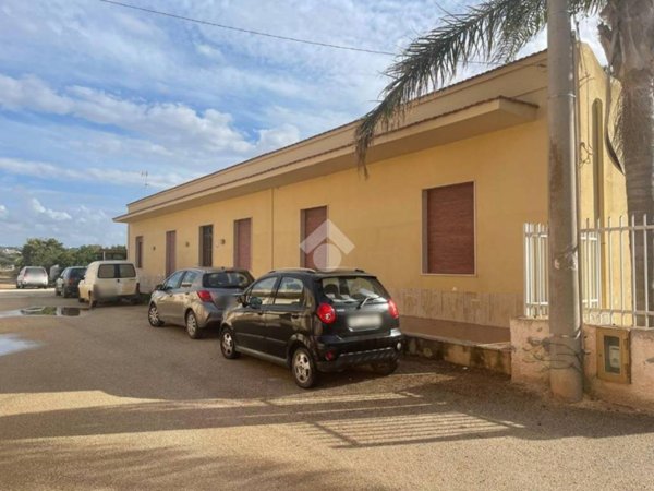casa indipendente in vendita a Marsala
