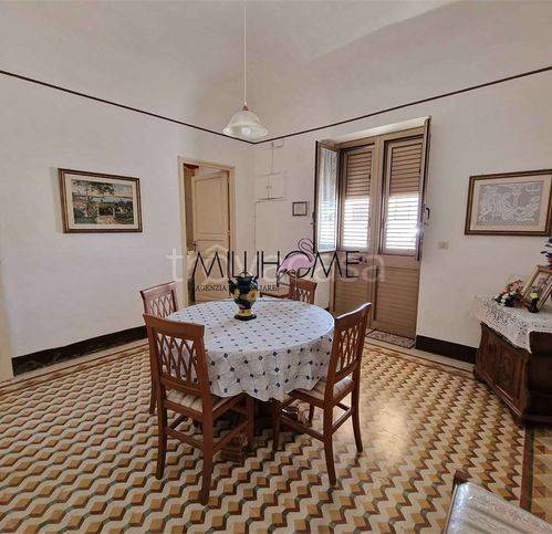 casa indipendente in vendita a Marsala