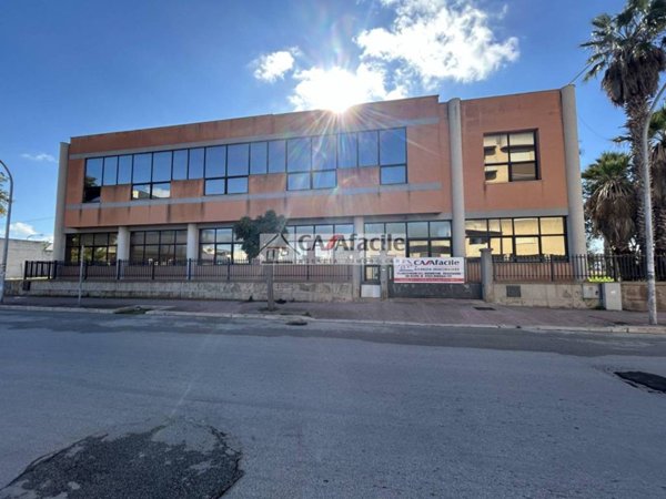 negozio in vendita a Marsala in zona Centro Storico