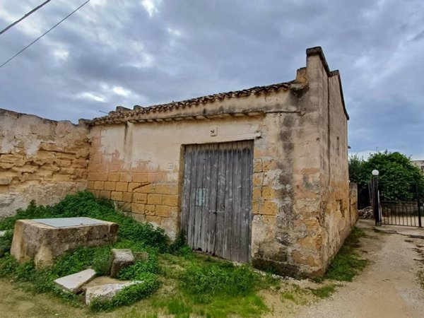 casa indipendente in vendita a Marsala