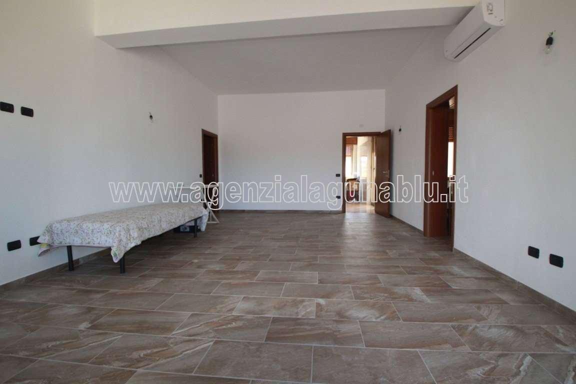 casa indipendente in vendita a Marsala