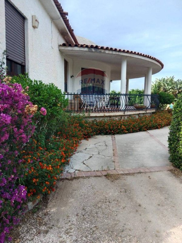 casa indipendente in vendita a Marsala
