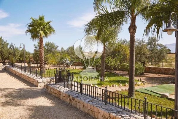 casa indipendente in vendita a Marsala