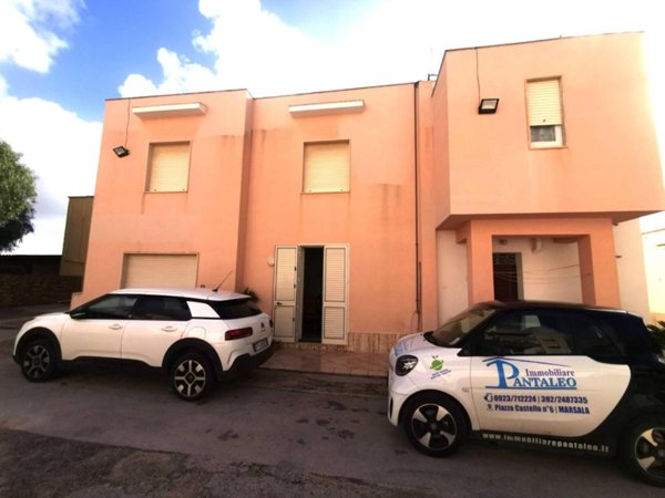 casa indipendente in vendita a Marsala