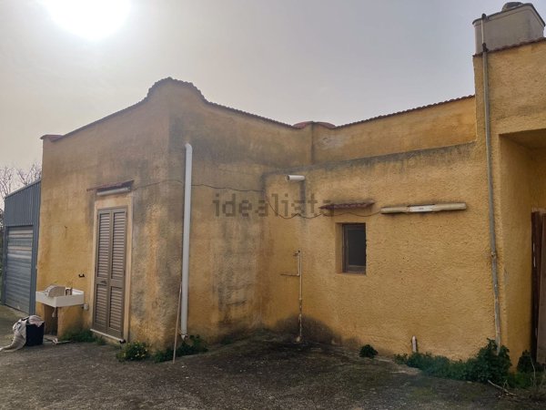 casa indipendente in vendita a Marsala