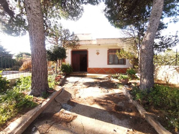 casa indipendente in vendita a Marsala
