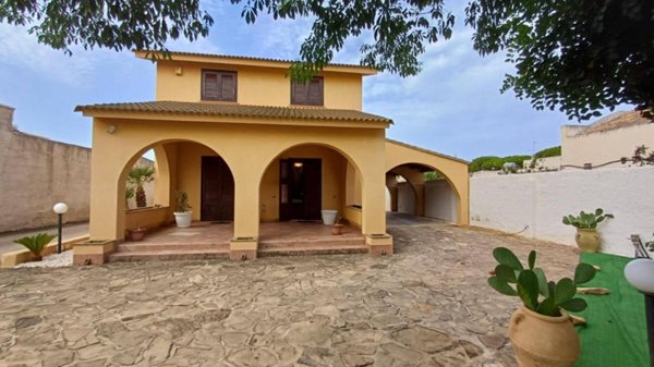 casa indipendente in vendita a Marsala