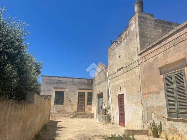 casa indipendente in vendita a Marsala