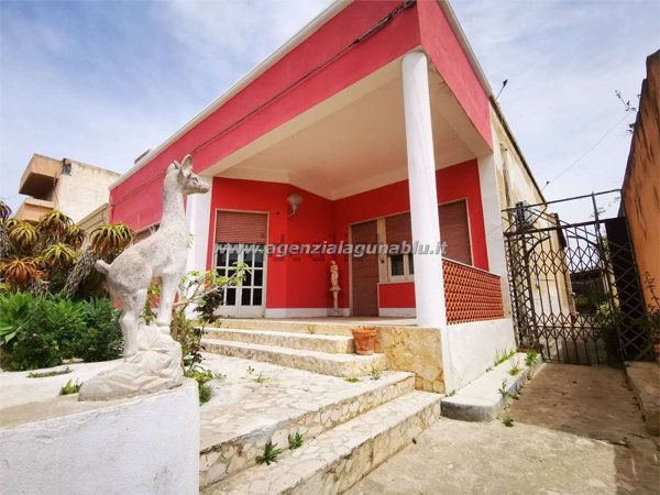 casa indipendente in vendita a Marsala