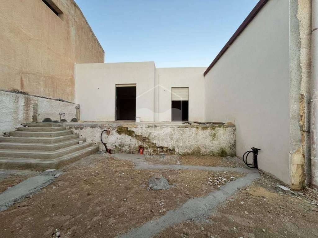 casa indipendente in vendita a Marsala