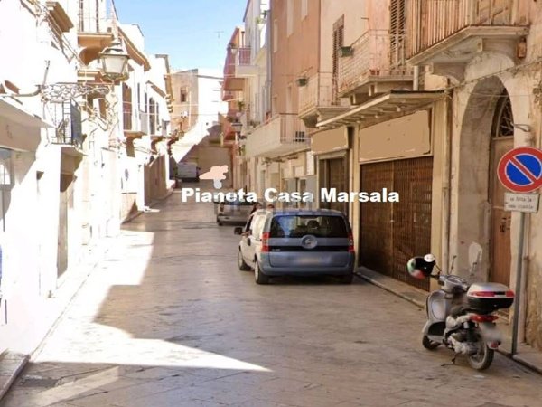 locale commerciale in vendita a Marsala in zona Centro Storico