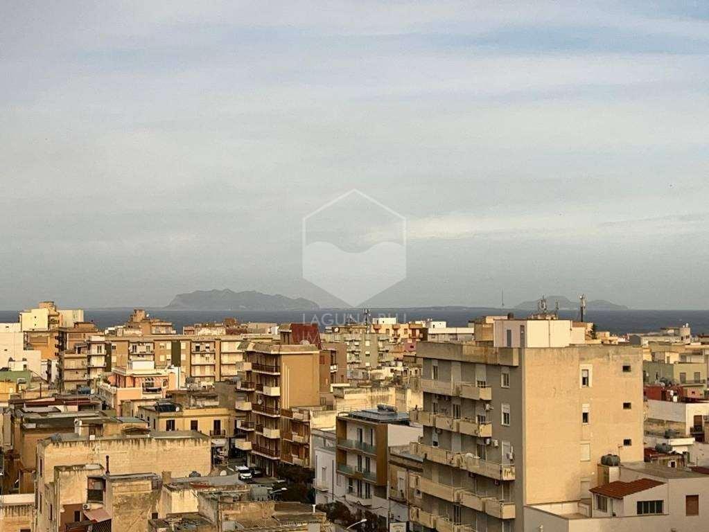 appartamento in vendita a Marsala in zona Centro Storico