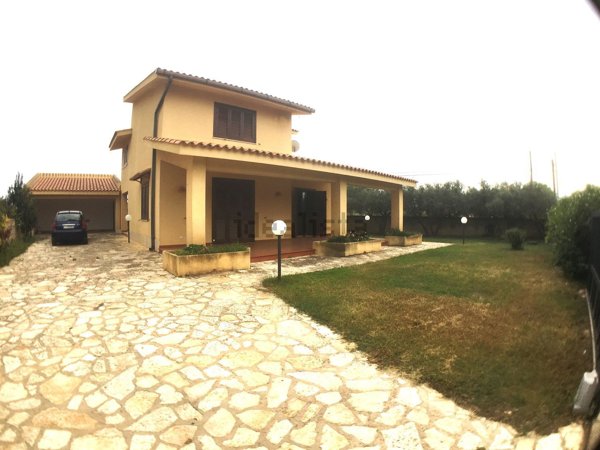 casa indipendente in vendita a Marsala