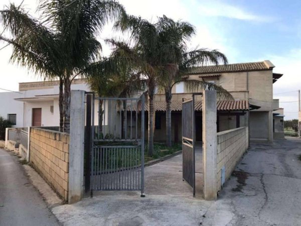 casa indipendente in vendita a Marsala