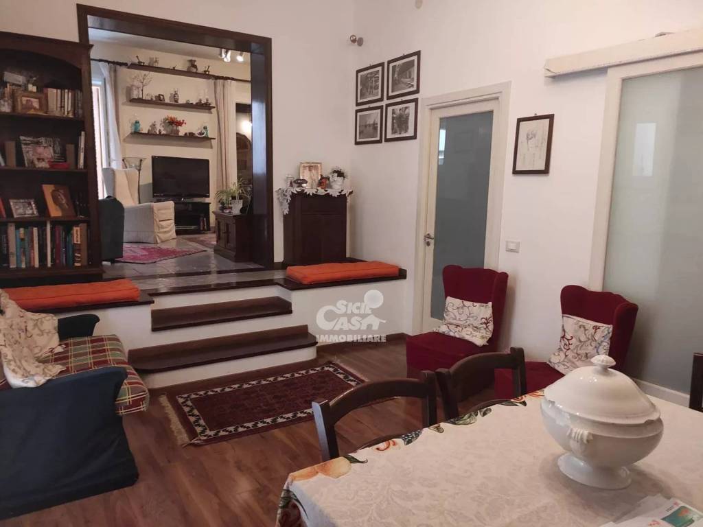 intera palazzina in vendita a Marsala in zona Centro Storico