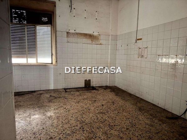 locale commerciale in vendita a Marsala