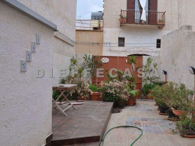 intera palazzina in vendita a Marsala