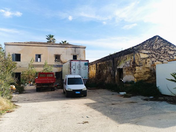 casa indipendente in vendita a Marsala