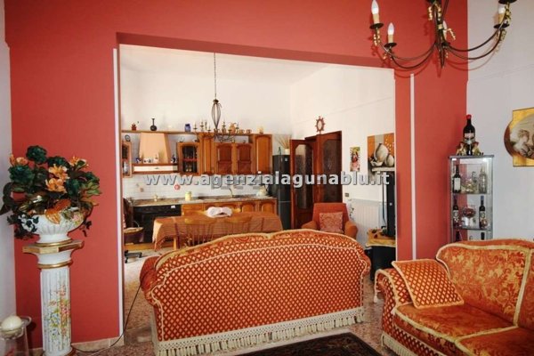casa indipendente in vendita a Marsala
