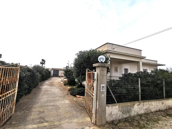 casa indipendente in vendita a Marsala