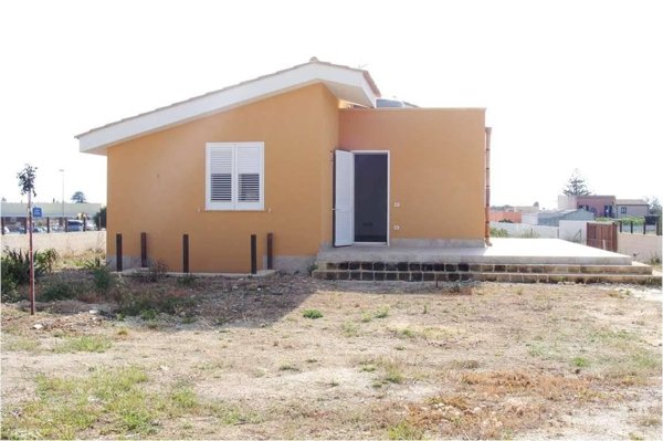 casa indipendente in vendita a Marsala