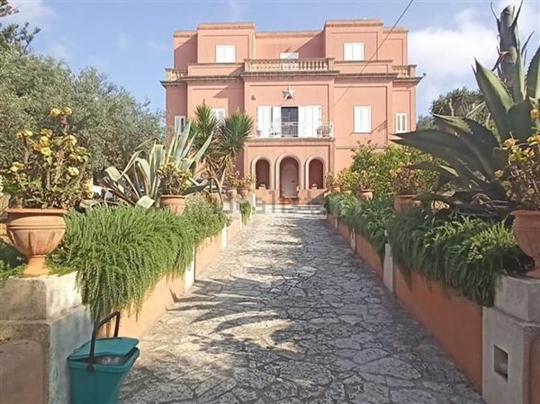 casa indipendente in vendita a Marsala in zona Santa Venera