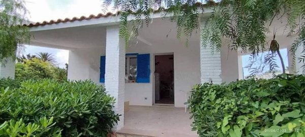 casa indipendente in vendita a Marsala