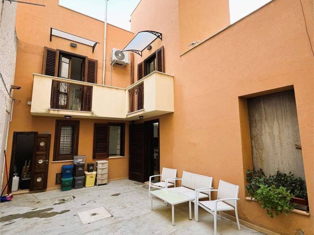 casa indipendente in vendita a Marsala in zona Centro Storico