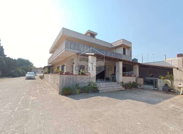casa indipendente in vendita a Marsala