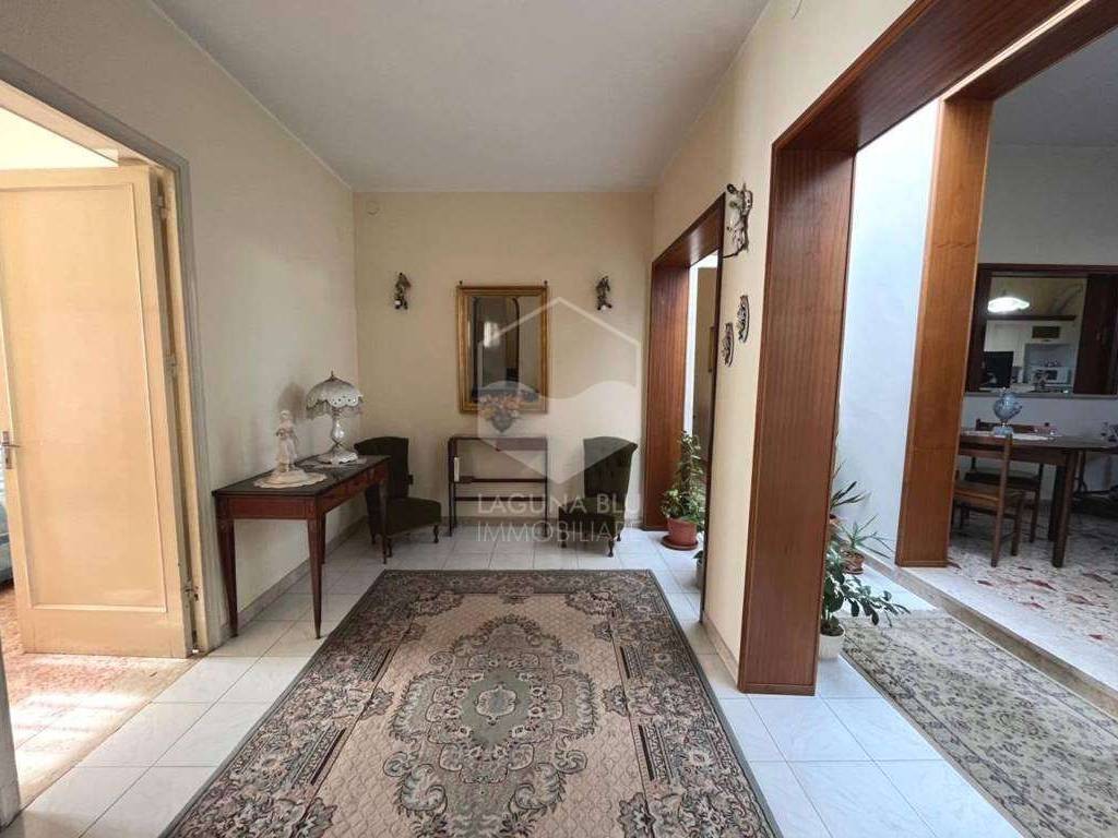 casa indipendente in vendita a Marsala