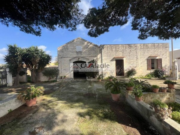 casa indipendente in vendita a Marsala