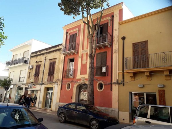 appartamento in vendita a Marsala in zona Centro Storico