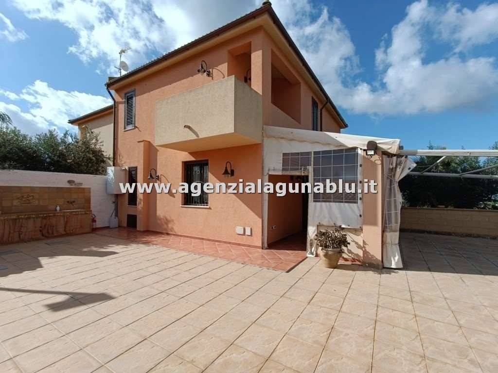casa indipendente in vendita a Marsala