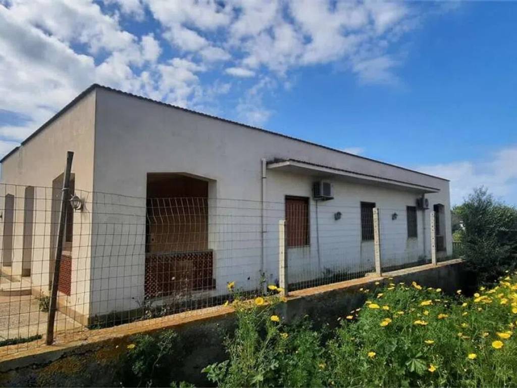 casa indipendente in vendita a Marsala