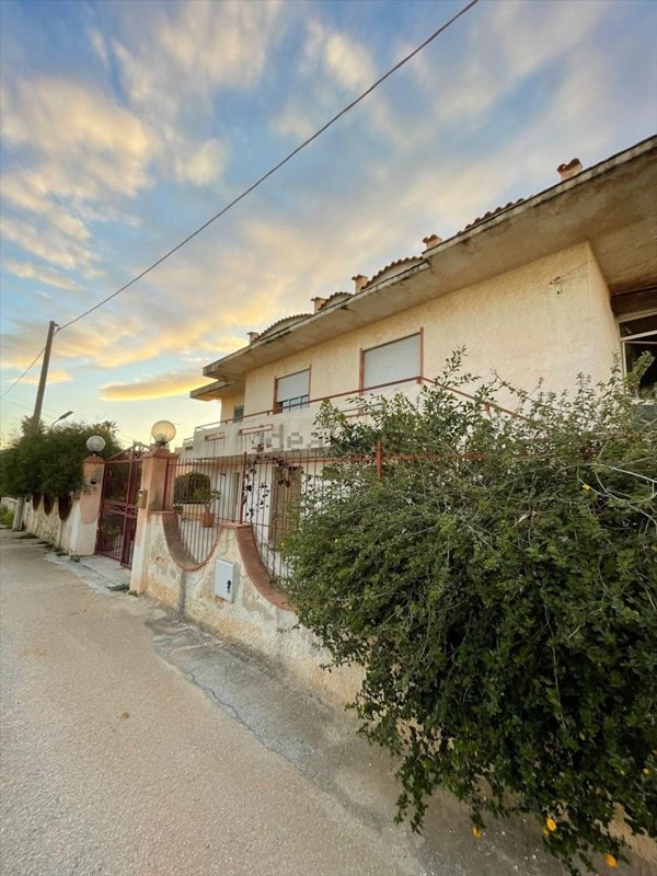 casa indipendente in vendita a Marsala