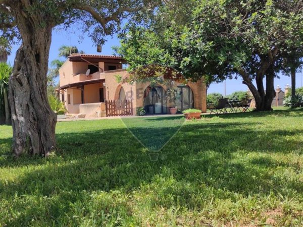 casa indipendente in vendita a Marsala